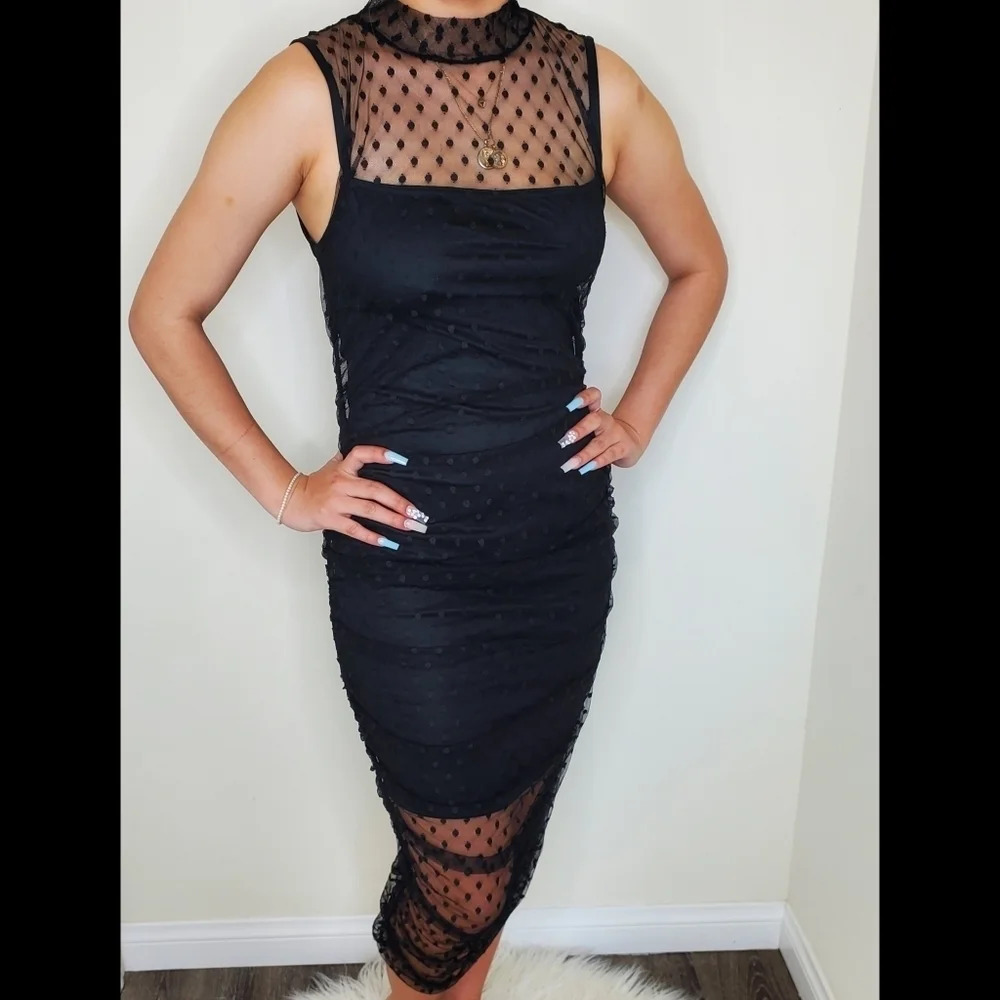 PrettyLittleThing‎ Black Dobby Mesh Ruched Midi Dress
